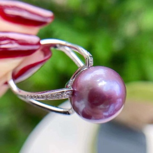Reba Style Natural Purple <b>Pearl</b> <b>Ring</b> Made of Pure Silver Plated with 18K Gold Embedded with Strong Light Perfection - Product Image 4