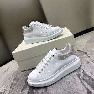 Luxurious brand fashionable casual <b>shoes</b>, simple and comfortable outdoor walking <b>shoes</b>, summer men's white <b>shoes</b> - Product Image 4