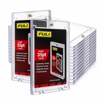 Vente en gros de boîtes de présentation de cartes à collectionner de haute qualité, transparentes et claires, avec support magnétique pour cartes de sport