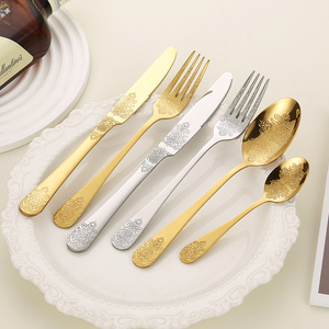 Cubiertos de Acero Inoxidable con Patrón de <span class=keywords><strong>Totem</strong></span> en Relieve, Juego de Cuchillo, Tenedor y Cuchara Vintage, Cubiertos para Bistec de Hotel y Restaurante para la Mesa del Comedor - Product Image 4