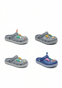 Sandali Zoccoli per Bambini con Spille Animate Taglia 23 Scarpe Estive Slip-On in Plastica con Punta Rotonda - Product Image 1