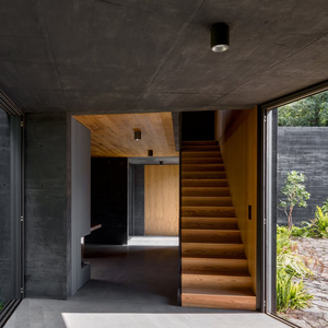 DAIYA — faisceau d'escalier flottants, avec hauteur de fermeture et balustrade de verre - Product Image 1