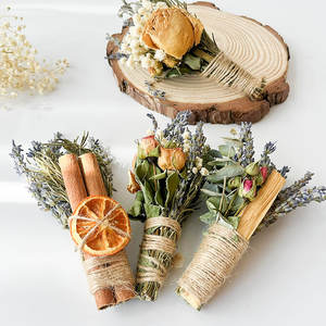 Kit Ecológico Anti-Olores de Salvia y Lavanda con Ramilletes de Flores, Incienso, Romero, Canela y Rodajas de Naranja para Limpieza del Hogar - Product Image 4