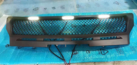 Nouvelle arrivée 3 LED blanches ambrées Grille de calandre noire pour Triton L200 Pickup 2019-2020