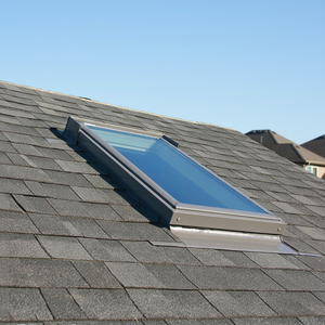 Fenêtre <span class=keywords><strong>de</strong></span> <span class=keywords><strong>toit</strong></span> en aluminium sur mesure, moderne, étanche, avec verre plat, fenêtre <span class=keywords><strong>de</strong></span> <span class=keywords><strong>toit</strong></span> en aluminium - Product Image 3