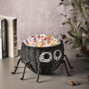 Boîte de rangement pour bonbons d'Halloween en forme d'araignée, panier noir tressé fait main, décoration intérieure, forme ronde, type sur pied - Product Image 2