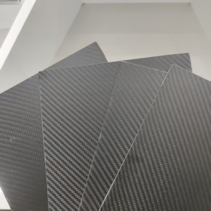 Plaques en fibre de carbone personnalisées à haut module et à adaptation multi-scénarios - Product Image 2