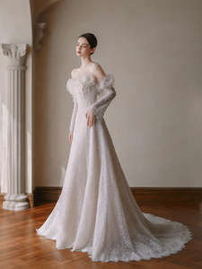 <span class=keywords><strong>Robe</strong></span> <span class=keywords><strong>de</strong></span> <span class=keywords><strong>mariée</strong></span> <span class=keywords><strong>de</strong></span> bal opulente, ornée <span class=keywords><strong>de</strong></span> cristaux, sans bretelles, broderie sculptée à la main, traîne majestueuse <span class=keywords><strong>de</strong></span> cathédrale - Product Image 1