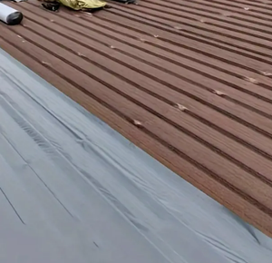 Membrane d'étanchéité pour carreaux de fer créée en PE, respectueuse de l'environnement, effet rafraîchissant, pelage et bâton simples - Product Image 4