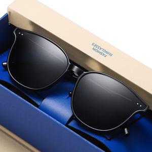 Prêt à expédier Nouveautés Lunettes de soleil personnalisées de haute qualité Lunettes de soleil polarisées pour femmes - Product Image 3