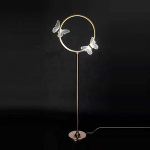 Lampes LED circulaires en acrylique en forme de papillons pour allées de mariage, lampes de sol pour événements et scènes de fête - Product Image 1