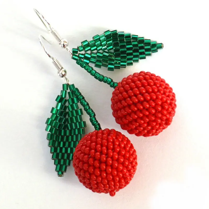 Moyamiya FashionステートメントHandmade Crochet Fruit Earrings Sweet Cherry Earring For Women Girlsシードビーズイヤリング