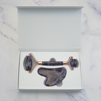 Ensemble de rouleau facial en cristal d'améthyste de luxe et de pierre Gua Sha pour une peau éclatante et saine