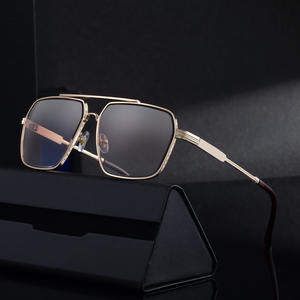 Gafas de sol cuadradas de lujo para hombre, montura metálica, protección UV400, clase 2, gafas de sol para exteriores, gafas de moda. - Product Image 1