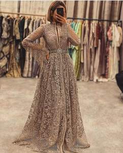 Robe longue au sol caftan de demoiselles d'honneur de luxe avec Zardozi lourd pour les mariages et les fêtes - Product Image 1