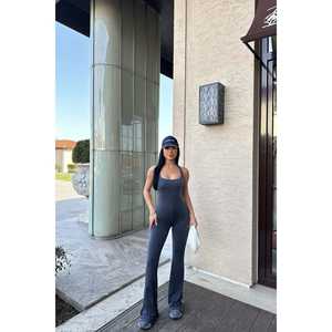 Combinaison longue à bretelles imprimé floral anthracite pour femme, col halter, taille haute, style fitness, sexy, longueur midi, imprimé - Product Image 1