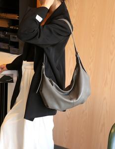 Bolsos de Mano Personalizados al por Mayor, Bolsos de Hombro de Cuero Genuino de Alta Calidad para Mujer, Bolso Cruzado Diagonal Simple y Elegante - Product Image 4