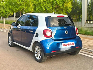 Smart <span class=keywords><strong>Forfour</strong></span> 1.0L 71 CV Minicar 4 Posti Usata 2016 Economica Trazione Posteriore - Product Image 5