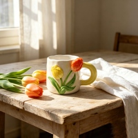 Vase en céramique blanche avec motif de tulipes 3D et bord festonné, vase à fleurs pour la décoration de la maison, vente en gros, cadeau en vrac