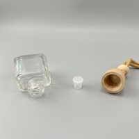 Bouteille de parfum pour voiture en verre trapézoïdal de 10 ml, mini flacon diffuseur suspendu pour voiture, vente en gros, flacons diffuseurs vides rechargeables en vrac