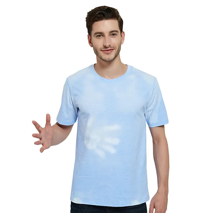 男性の色を変える感熱生地カスタム綿100% Tシャツ