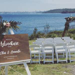 Chaises pliantes blanches avant-gardistes - Product Image 2