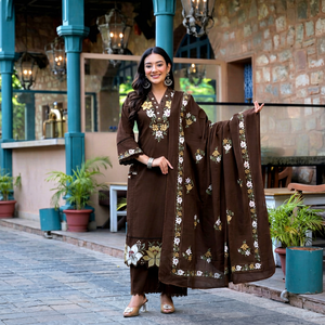 Conjunto de Salwar de Algodón Marrón Bordado con Dupatta, Ropa Étnica Tradicional para Mujer, India, Pakistán, Ropa Casual para Diwali - Product Image 1