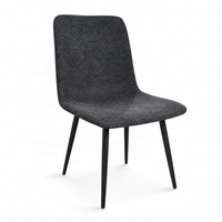 Chaise de salle à manger moderne en velours avec dossier capitonné et pieds en métal noir - Chaise d'appoint ergonomique résistante aux taches pour la maison et le café