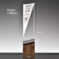 Trophée en cristal personnalisable avec logo 3D et base en bois, vente directe d'usine Honor Pujiang, bon prix