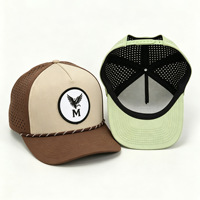 Casquette de baseball en maille perforée multicolores avec visière incurvée structurée et patch tissé pour hommes et femmes, logo personnalisé pris en charge