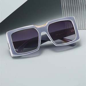 Lunettes de soleil surdimensionnées vintage tendance 2025 avec logo personnalisé, UV400, monture carrée, pour hommes et femmes - Product Image 2