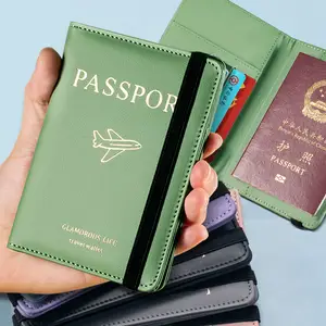 विदेश यात्रा के लिए आवश्यक पीयू चमड़े का पासपोर्ट बैग चोरी-रोधी डिज़ाइन, टिकट क्लिप, बहु-कार्यात्मक पासपोर्ट सुरक्षा क्लिप