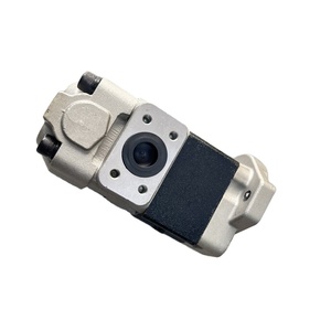 Pompe à engrenages neuve et d'occasion pour Komatsu 708-3T-04620, pour excavatrice, construction, agriculture et vente au détail, compatible avec PC70-8, PC78MR, PC78US-6, PC78UU-5 - Product Image 1