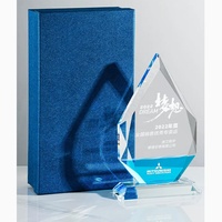 Trophée personnalisé en cristal optique K9 Pujaing, forme bouclier, transparent, avec plaque flamme facettée gravée, cadeau d'affaires