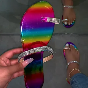 Sandal Wanita, Sandal Datar Berlian Imitasi Flip Flop Mode Warna-warni