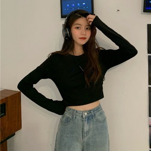 Camiseta básica blanca coreana de manga larga para mujer, estilo crop top, que deja al descubierto el ombligo, adelgazante y a la moda, para otoño. - Product Image 4