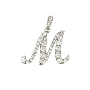 Colgante de Oro de 18K con Diamantes, Inicial M, 0.511ct, 35 Piedras, 1.87g, Colección de Joyería Fina - Product Image 1