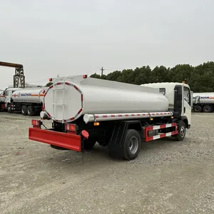 Sinotruck Howo 4X2 high quality 10000L fuel dispenser tanker truck 10cbm oil tank truck