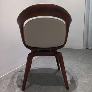 Chaise de salle à manger scandinave haut de gamme en bois massif avec coussin en cuir véritable, mobilier moderne pour la maison, l'hôtel, le restaurant PISANO - Product Image 3