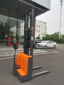 MAIHUI Nuevo apilador eléctrico personalizable 3m 2M 1.5Ton para venta al por menor y almacén y fábrica y logística y construcción y maquinaria - Product Image 2