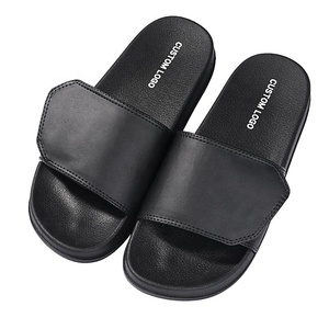 <span class=keywords><strong>Sandalias</strong></span> con estampado de logotipo personalizado para hombre y <span class=keywords><strong>mujer</strong></span>, chanclas de PVC con relieve para playa y baño - Product Image 2