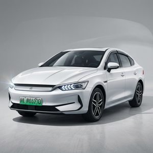 Auto Elettrica BYD Qin PLUS EV 2025 Usata, 400km di Autonomia, Colore Bianco, in Vendita - Product Image 1