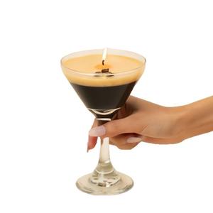 Bougie parfumée Hyper-Realistic Espresso Martini - Cadeau artisanal en cire de soja qui ressemble et sent comme le vrai cocktail - Product Image 5
