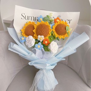 DAMAI Ramo de Girasoles Tejidos a Crochet, Ramo de Flores Artificiales Hecho a Mano, Regalo de Graduación, Cumpleaños, para Decoración de Fiestas y Bodas - Product Image 1