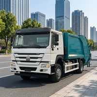 Camion à ordures compacteur Sinotruk HOWO 4X2 16CBM, camion de collecte des déchets