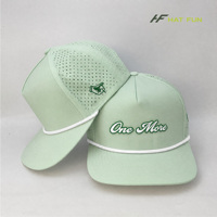 Casquette de baseball personnalisée à 5 panneaux avec logo tissé, en nylon, perforée au laser, respirante, pour l'entraînement sportif