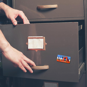 Aimant de réfrigérateur de plaque d'immatriculation de petite voiture personnalisé mini souvenir de collection - Product Image 6