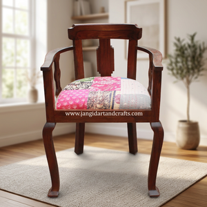 Chaise de restaurant traditionnelle en bois massif avec coussin en tissu, design antique de ferme, artisanat Jangid, origine Rajasthan, utilisation en intérieur - Product Image 2