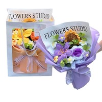 Bouquet au crochet pour la fête des mères, fleurs roses faites à la main, arrangement floral éternel fait main, cadeau élégant pour maman
