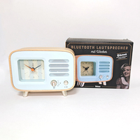 Logotipo personalizado Idea de cumpleaños para niños Pantalla de estudio Linda Televisión analógica Tema Bt Altavoz Alarma Mesa de cuarzo retro con reloj Escritorio